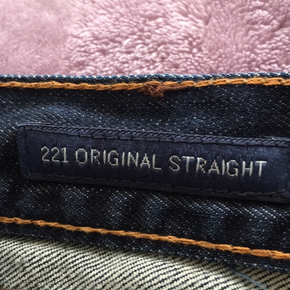 LUCKY JEANS